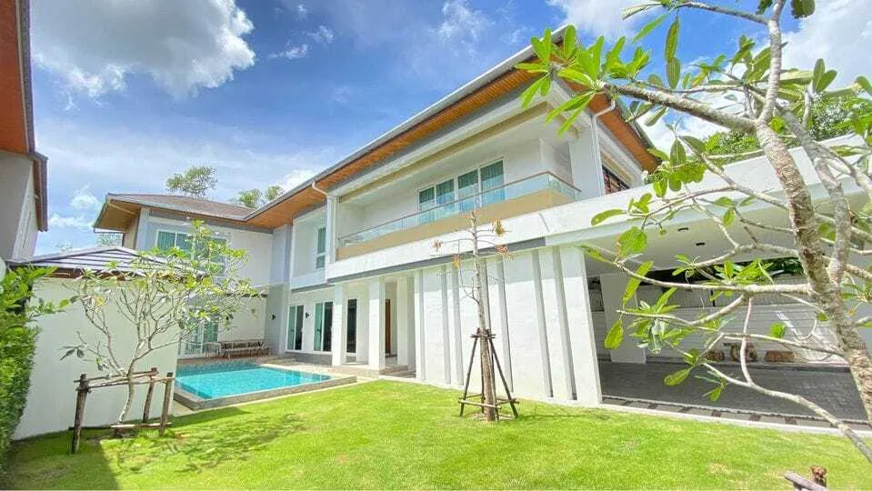 Beautiful 4 berooms with private pool for rent — Thumbnail 5