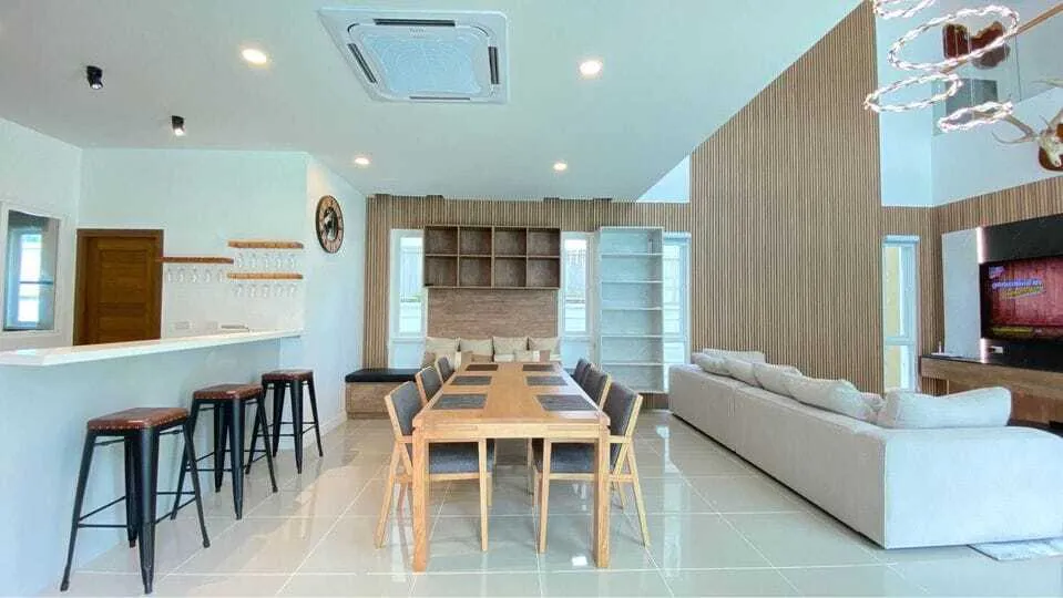 Beautiful 4 berooms with private pool for rent — Thumbnail 8