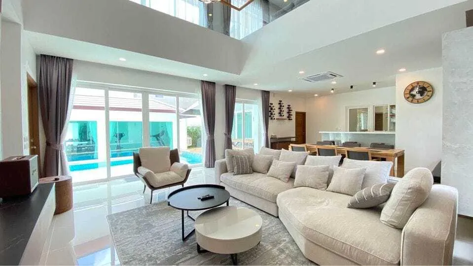 Beautiful 4 berooms with private pool for rent — Thumbnail 10