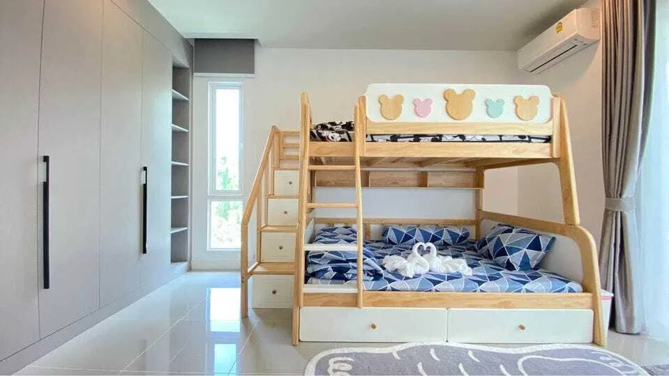 Beautiful 4 berooms with private pool for rent — Thumbnail 11