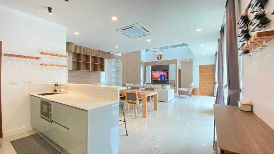Beautiful 4 berooms with private pool for rent — Thumbnail 13