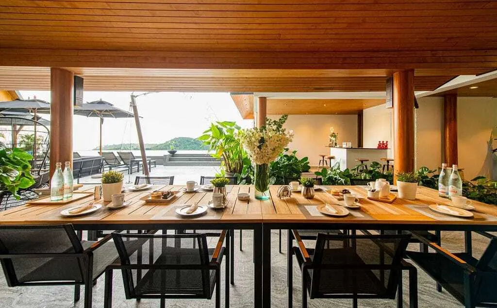 Stunning seaview 10 bedrooms villa with priavte pool for rent in Surin — Thumbnail 10