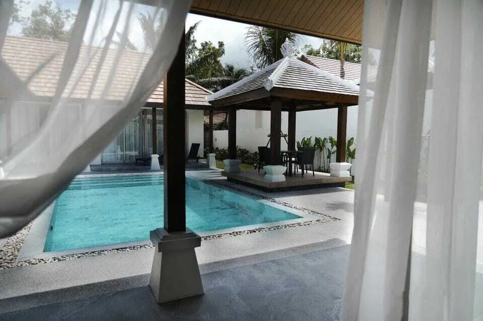 4 bedroom villa with private pool for rent in Choeng Thale — Thumbnail 9