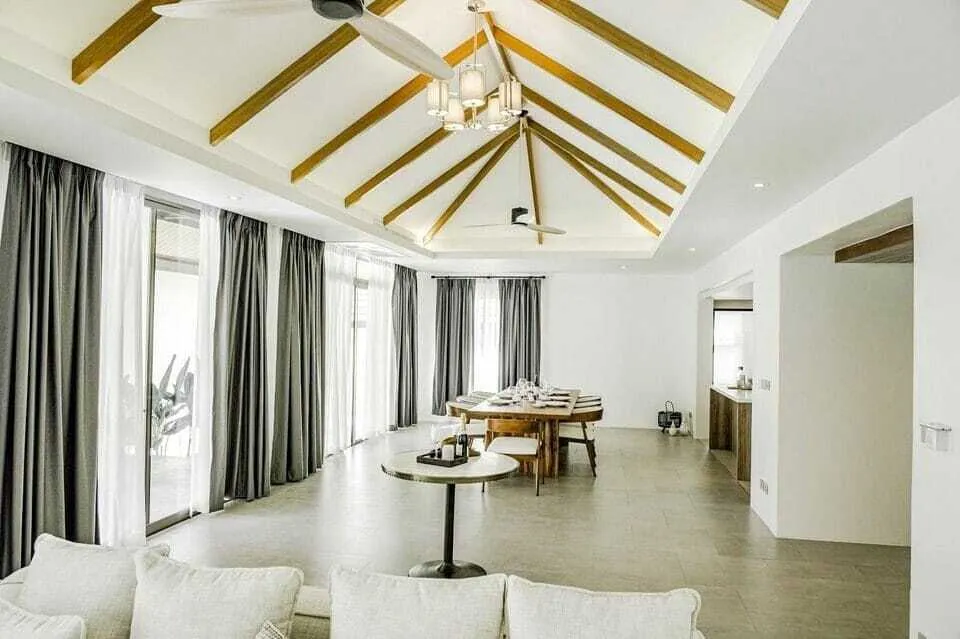 4 bedroom villa with private pool for rent in Choeng Thale — Thumbnail 11