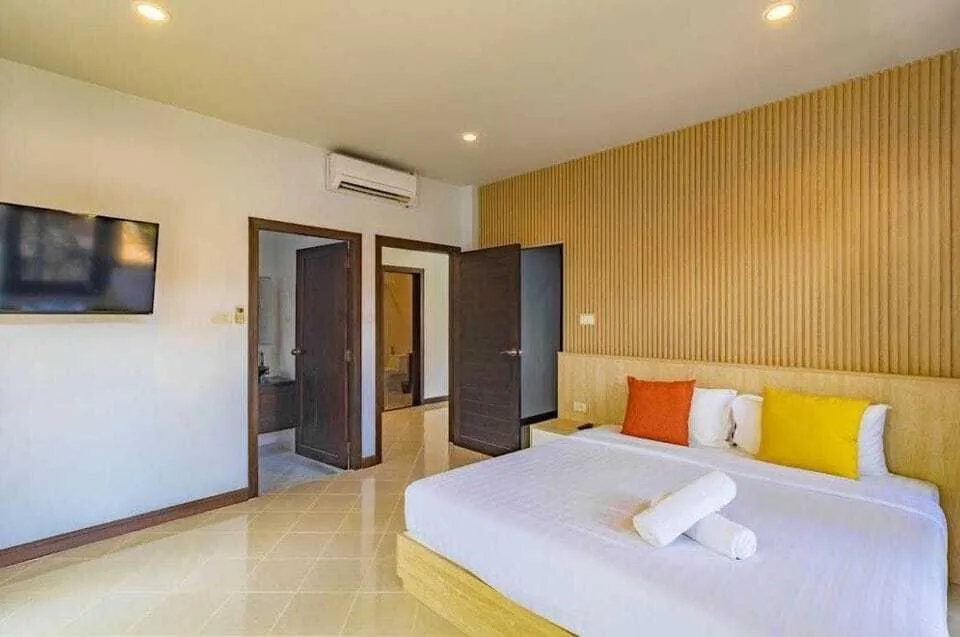 3 bedroom with private pool villa in Choeng Thale — Miniature 5