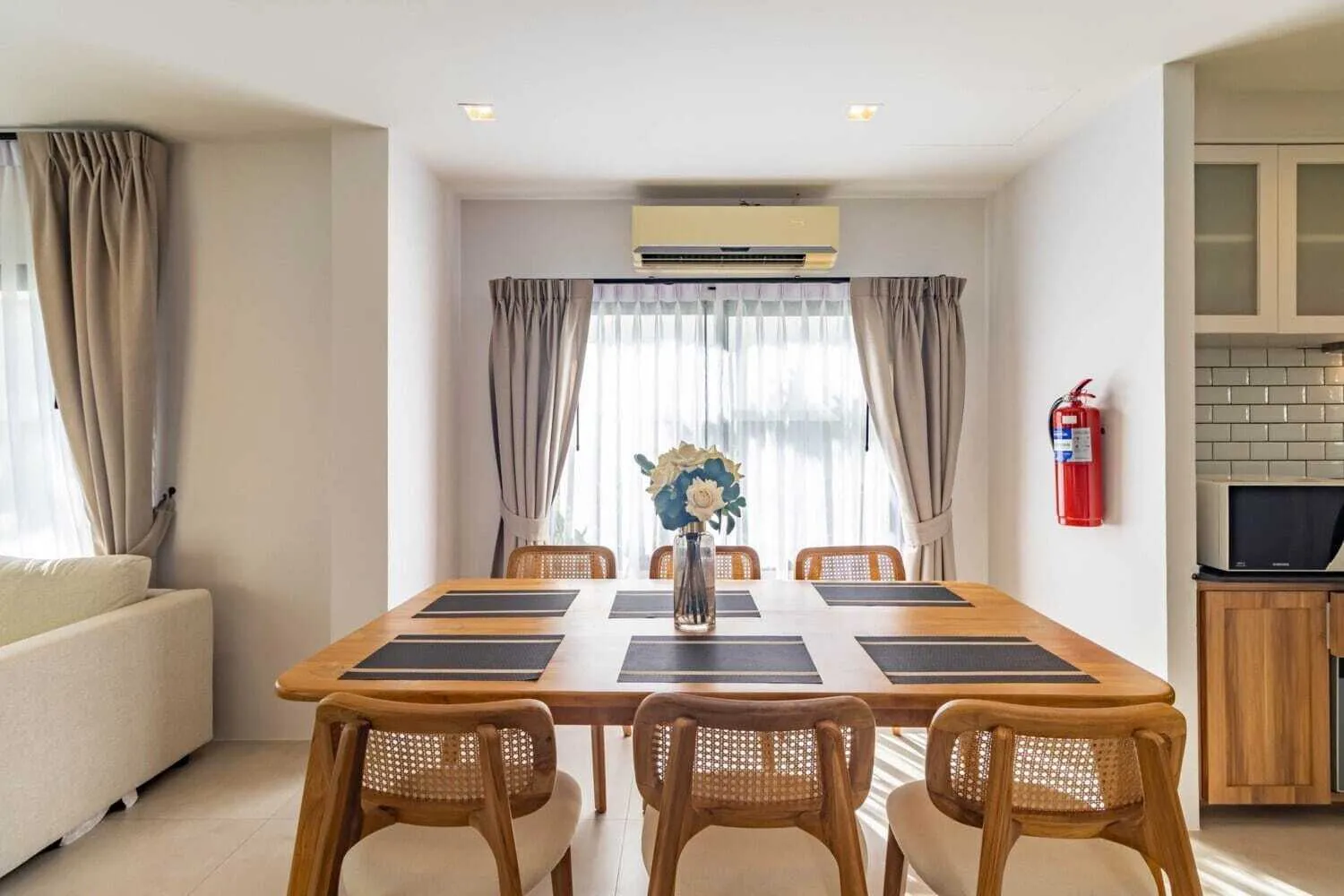 Cozy 3 bedrooms house for rent in Choeng Thale — Thumbnail 7