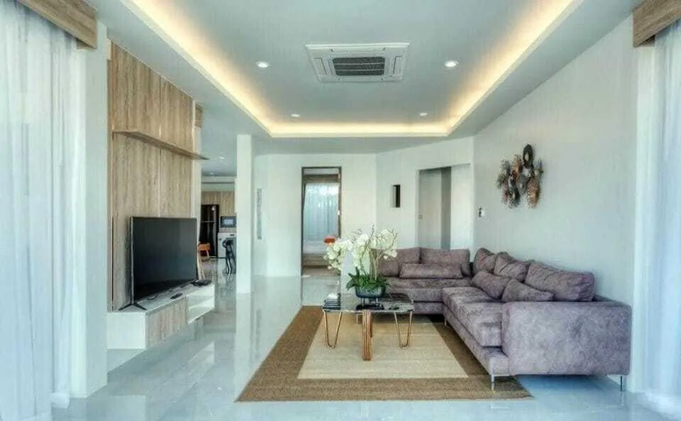 Luxury 3 bedroom villa for rent in Choeng Thale — Thumbnail 2