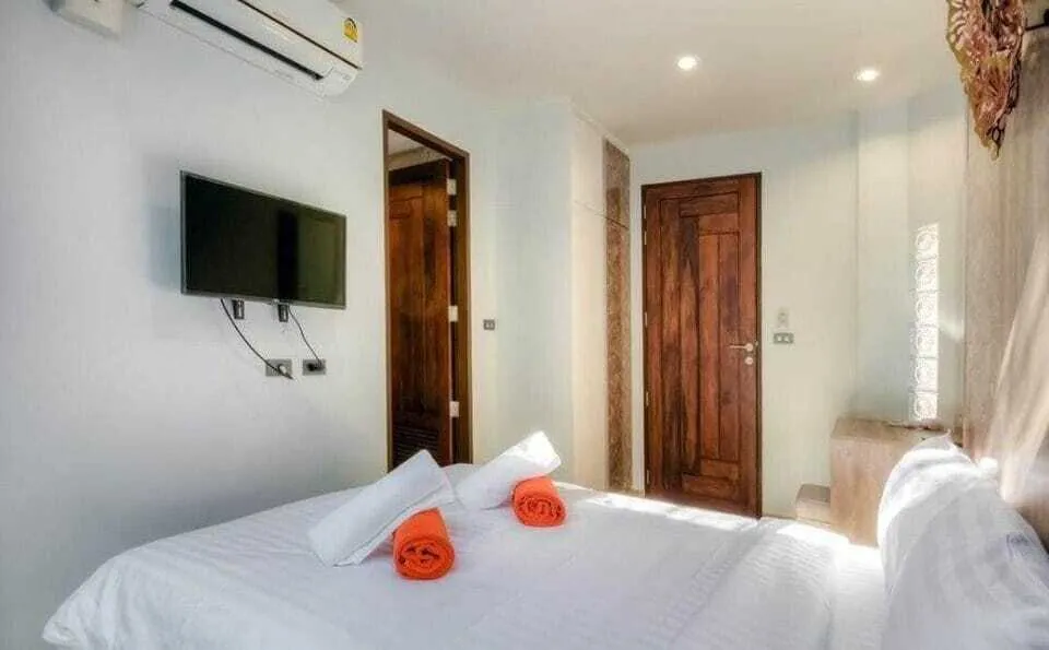 Luxury 3 bedroom villa for rent in Choeng Thale — Thumbnail 11