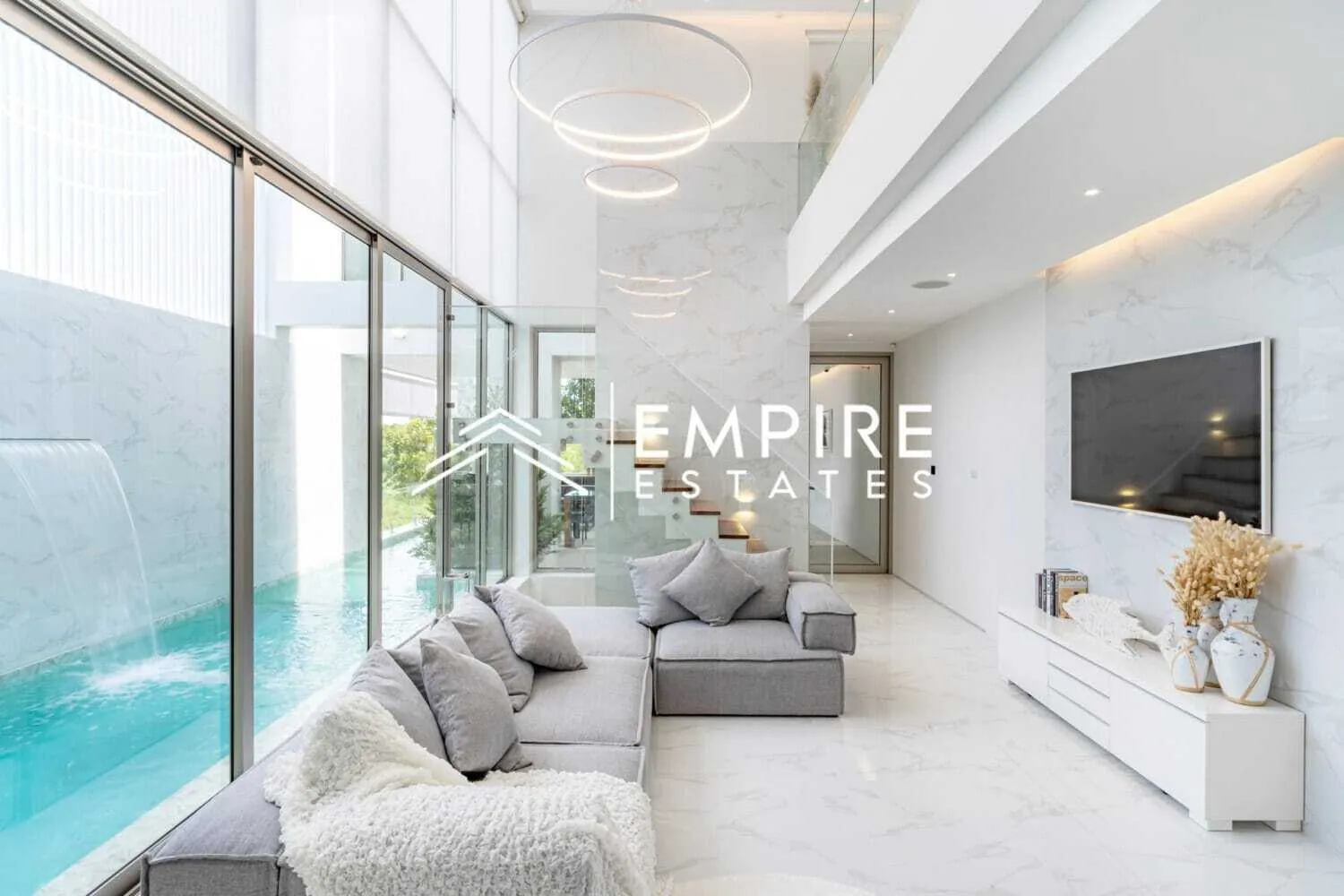 Luxury Pool Villa 4 Bedroom For Sale in Cherngtalay, Phuket — Thumbnail 5