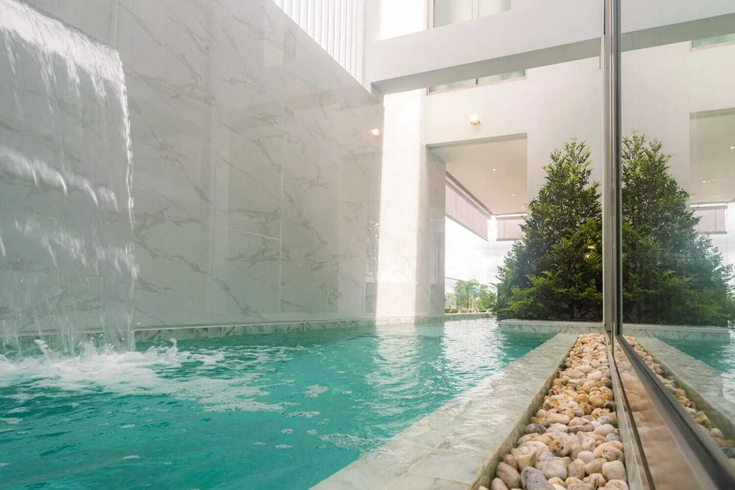 Luxury Pool Villa 4 Bedroom For Sale in Cherngtalay, Phuket — Thumbnail 13