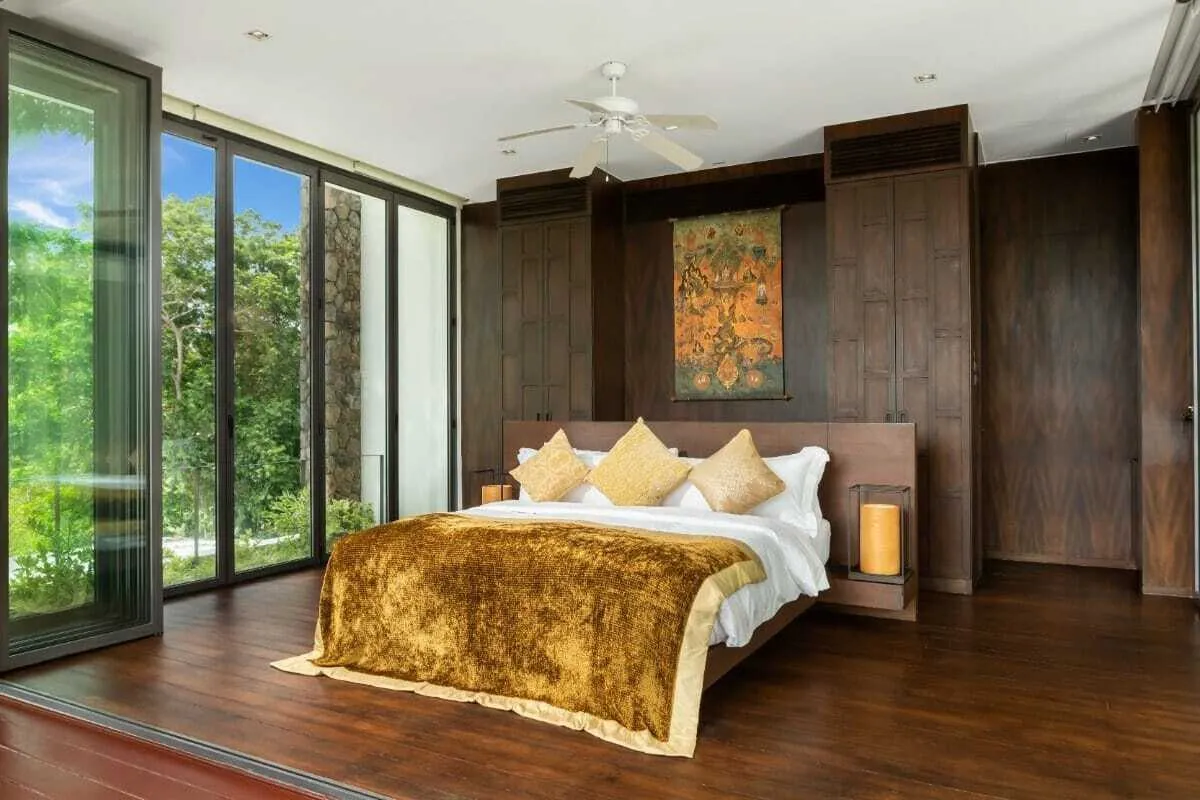 Oceanfront Villa 5 Bedroom For Sale in Kamala, Phuket — Thumbnail 8