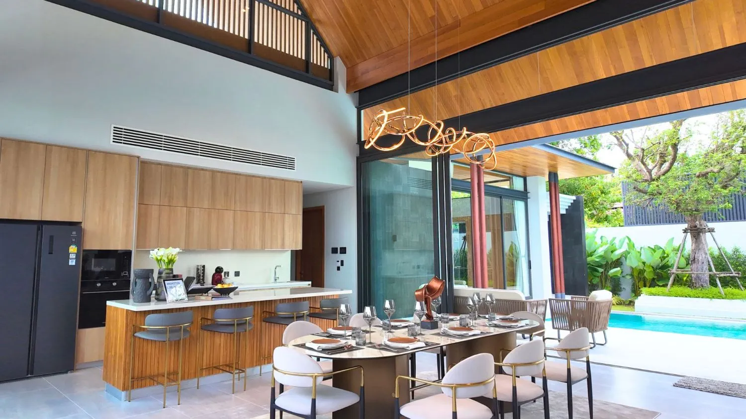New Luxury Villa 4 Bedroom For Sale in Bangjo-Cherngtalay, Phuket — Thumbnail 2