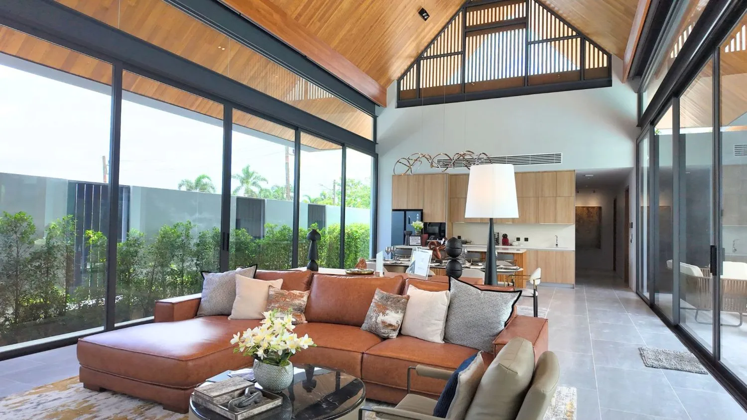 New Luxury Villa 4 Bedroom For Sale in Bangjo-Cherngtalay, Phuket — Thumbnail 3