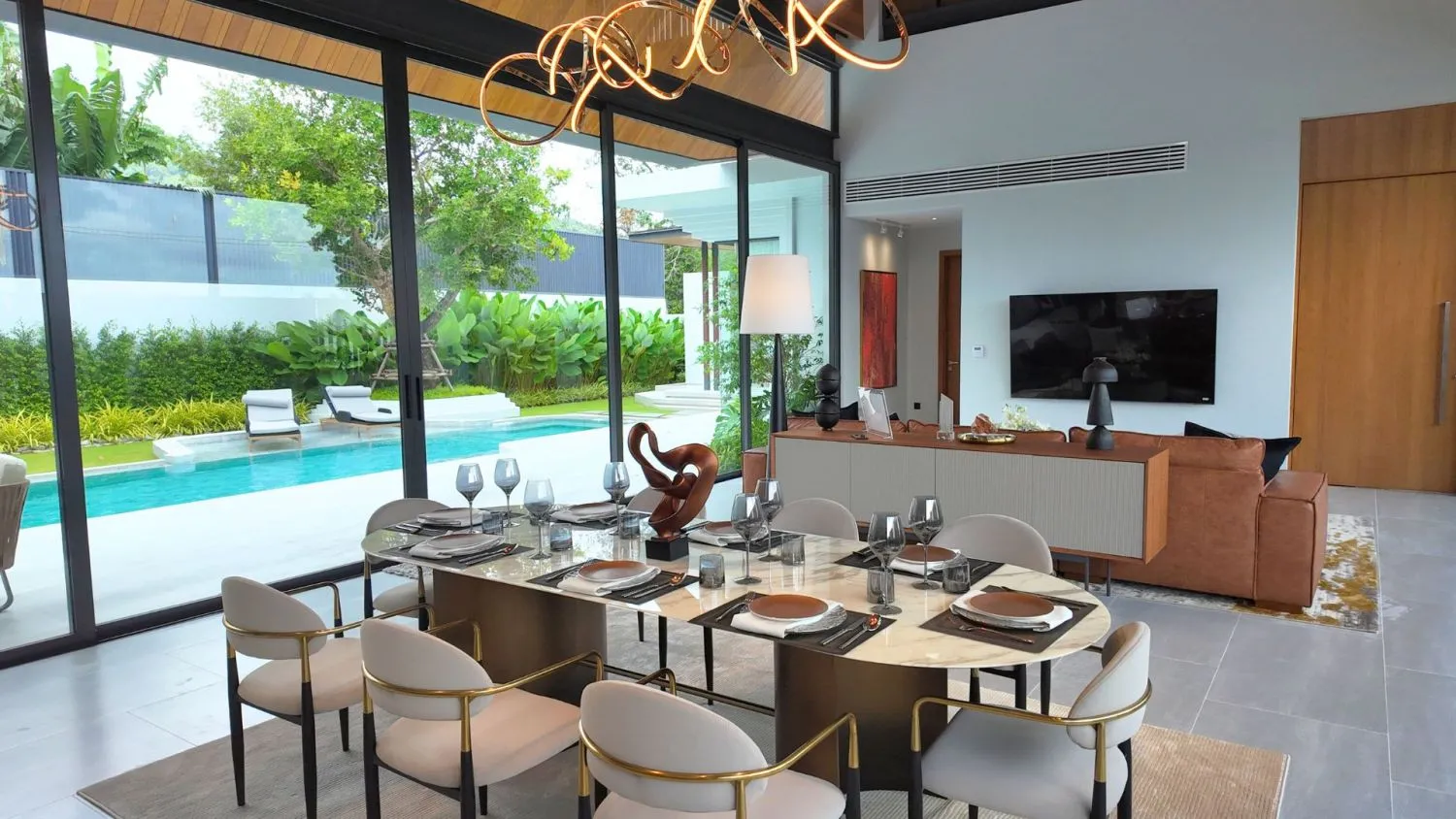 New Luxury Villa 4 Bedroom For Sale in Bangjo-Cherngtalay, Phuket — Thumbnail 4