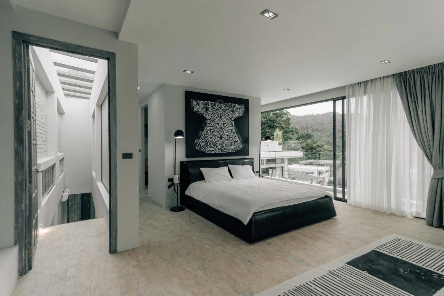 Seaview Large 6 bedroom villa for sale in Kamala — Thumbnail 12