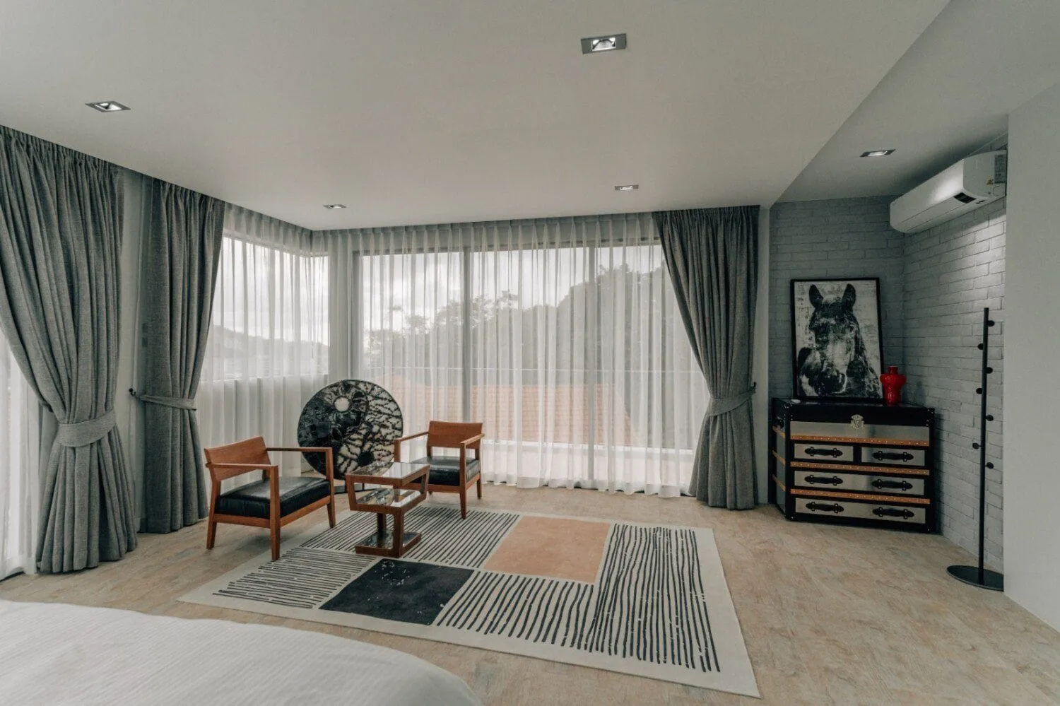 Seaview Large 6 bedroom villa for sale in Kamala — Thumbnail 13