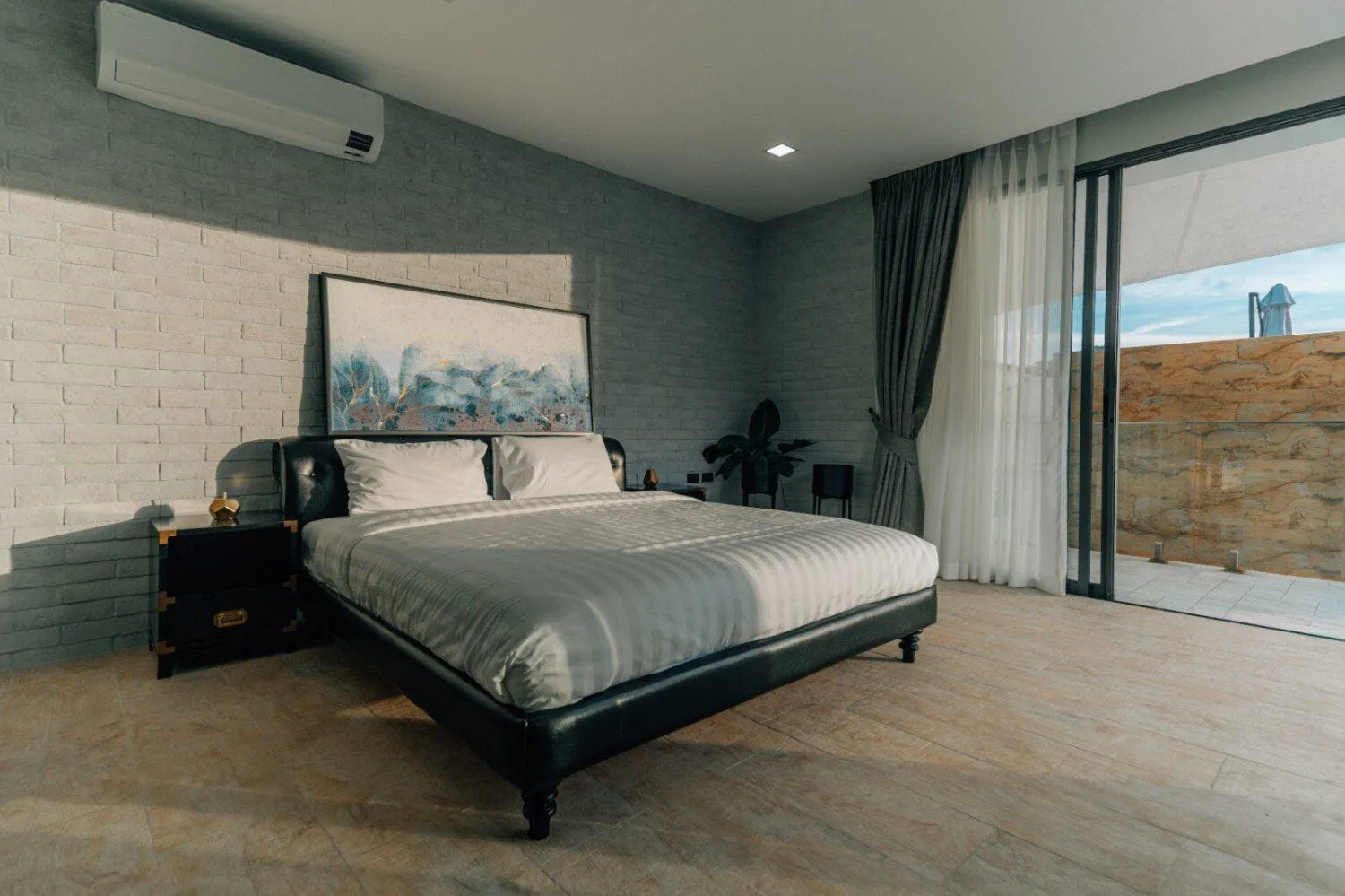 Seaview Large 6 bedroom villa for sale in Kamala — Thumbnail 18