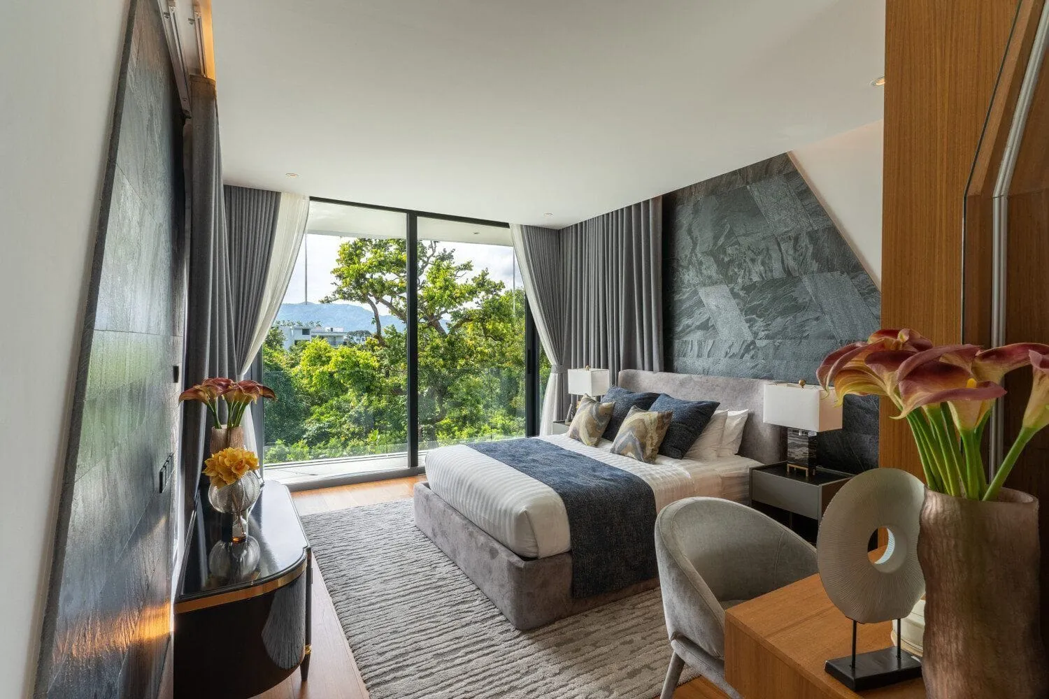 5 Bedrooms Mountain View Villa For Sale, Layan, Phuket — Thumbnail 18
