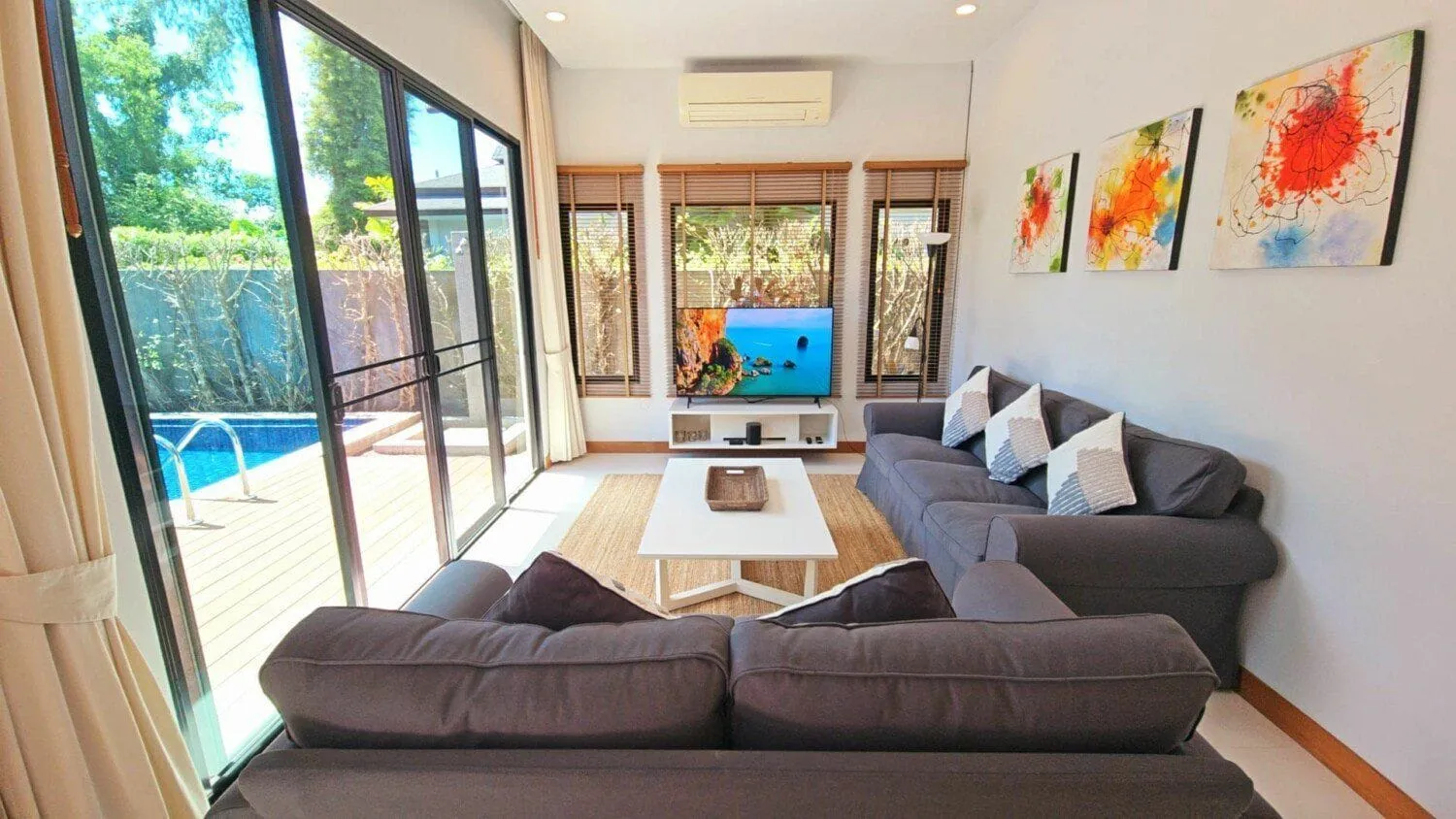 Luxury 3 bedroom villa with private pool for rent in Layan — Thumbnail 18