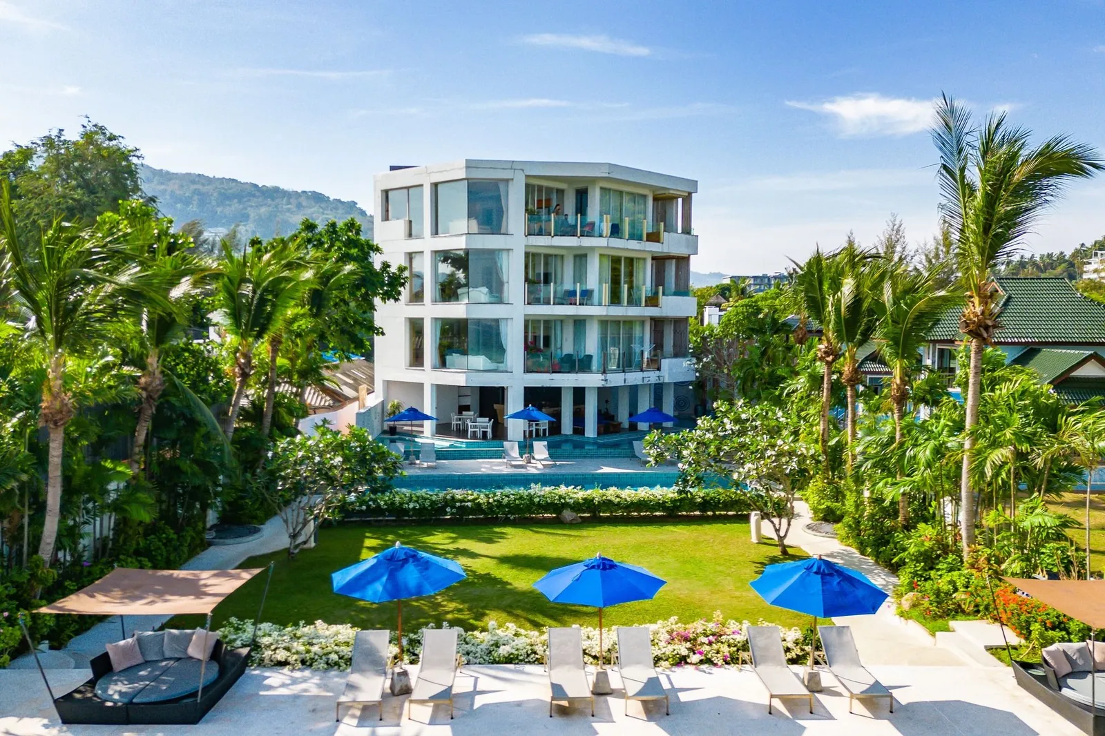 Beachfront 2-Bedroom Apartment for Rent in Bangtao – Prime Location & Stunning Views — Thumbnail 18