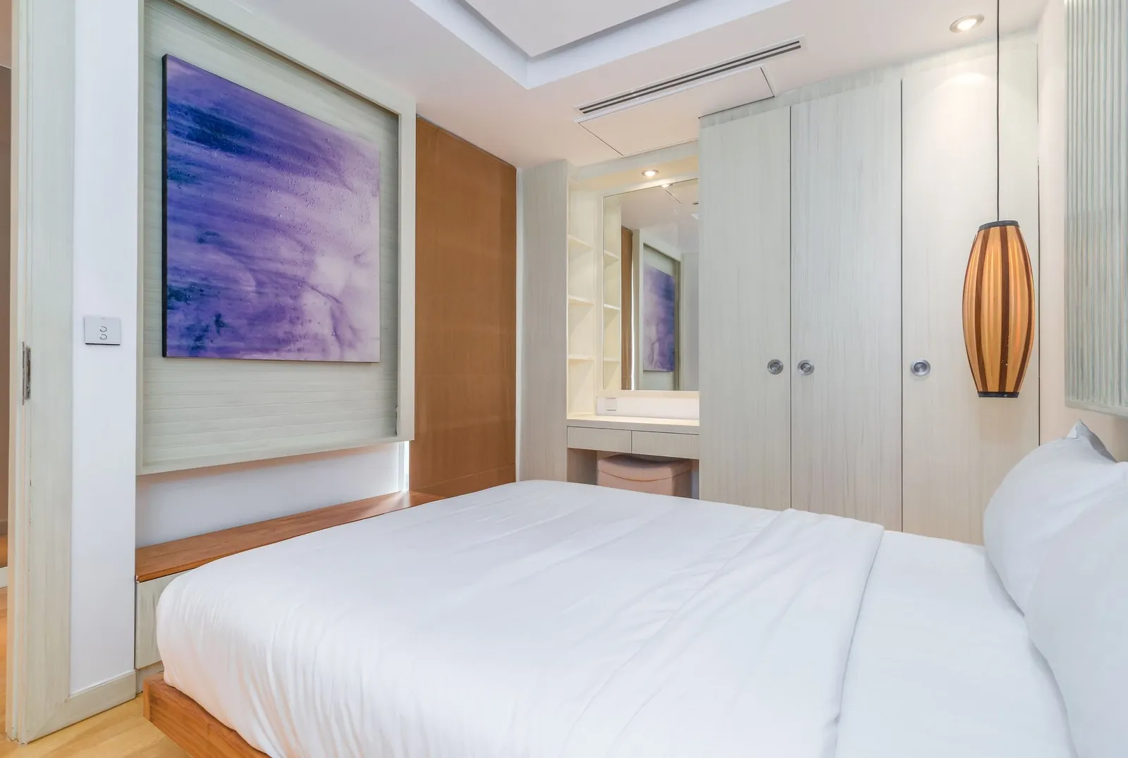 Beachfront 2-Bedroom Apartment for Rent in Bangtao – Prime Location & Stunning Views — Thumbnail 24