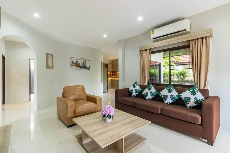 Large garden 3 bedroom villa for rent in Choeng thale — Thumbnail 12