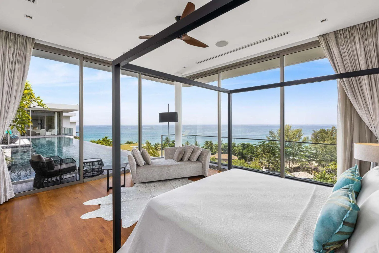 Ultra Luxury 4 Bedroom Sea View Penthouse in Naithon Beach — Thumbnail 4