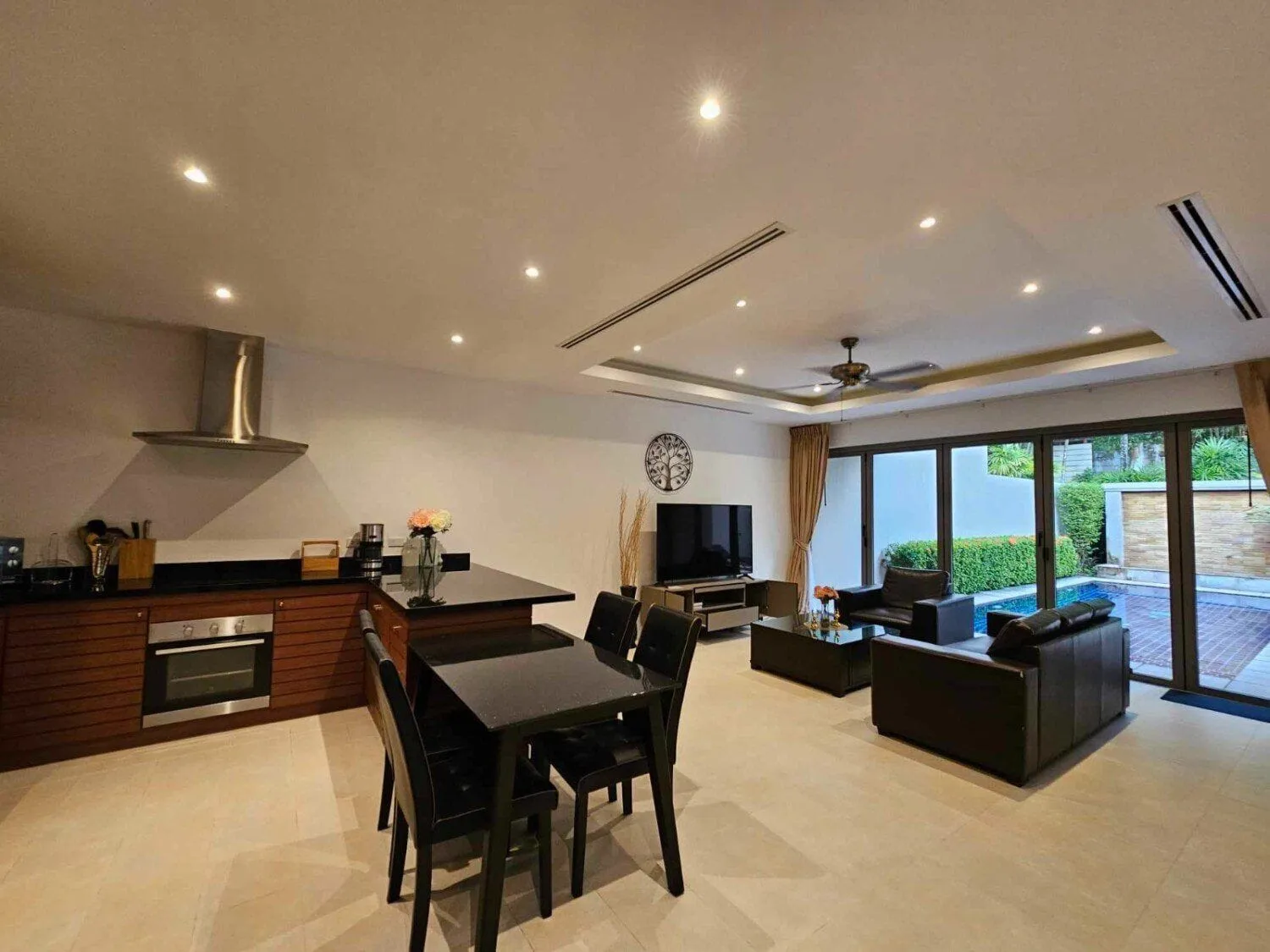 Mountain view 2 bedroom villa with private pool in Bang Tao — Thumbnail 2