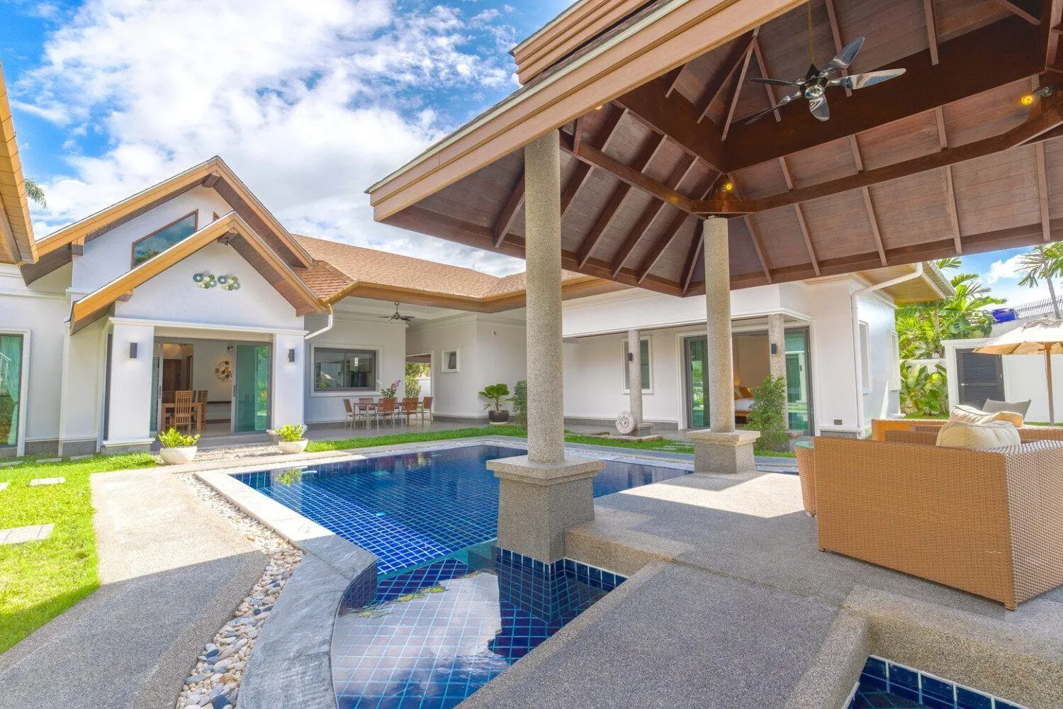 Private Pool Villa 4 Beds For rent – in Cherng Talay, Phuket — Thumbnail 5