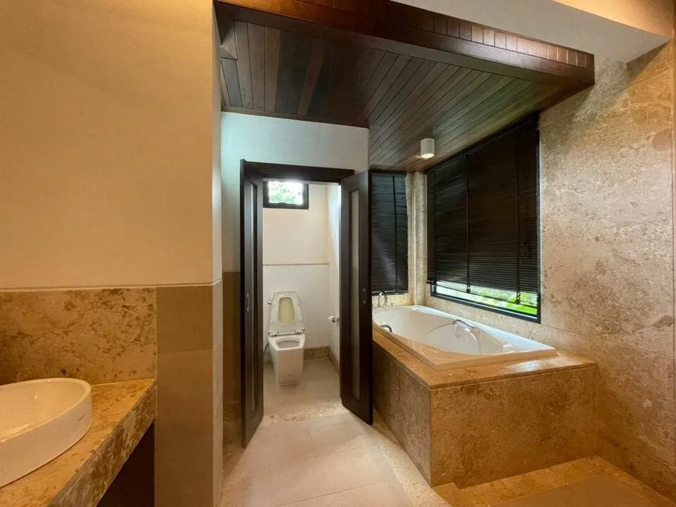 Beautiful Tropical 3Bedsroom Pool Villa For Rent, Layan, Phuket — Thumbnail 8