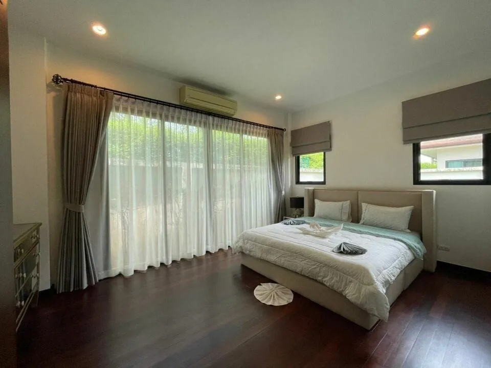 Beautiful Tropical 3Bedsroom Pool Villa For Rent, Layan, Phuket — Thumbnail 17