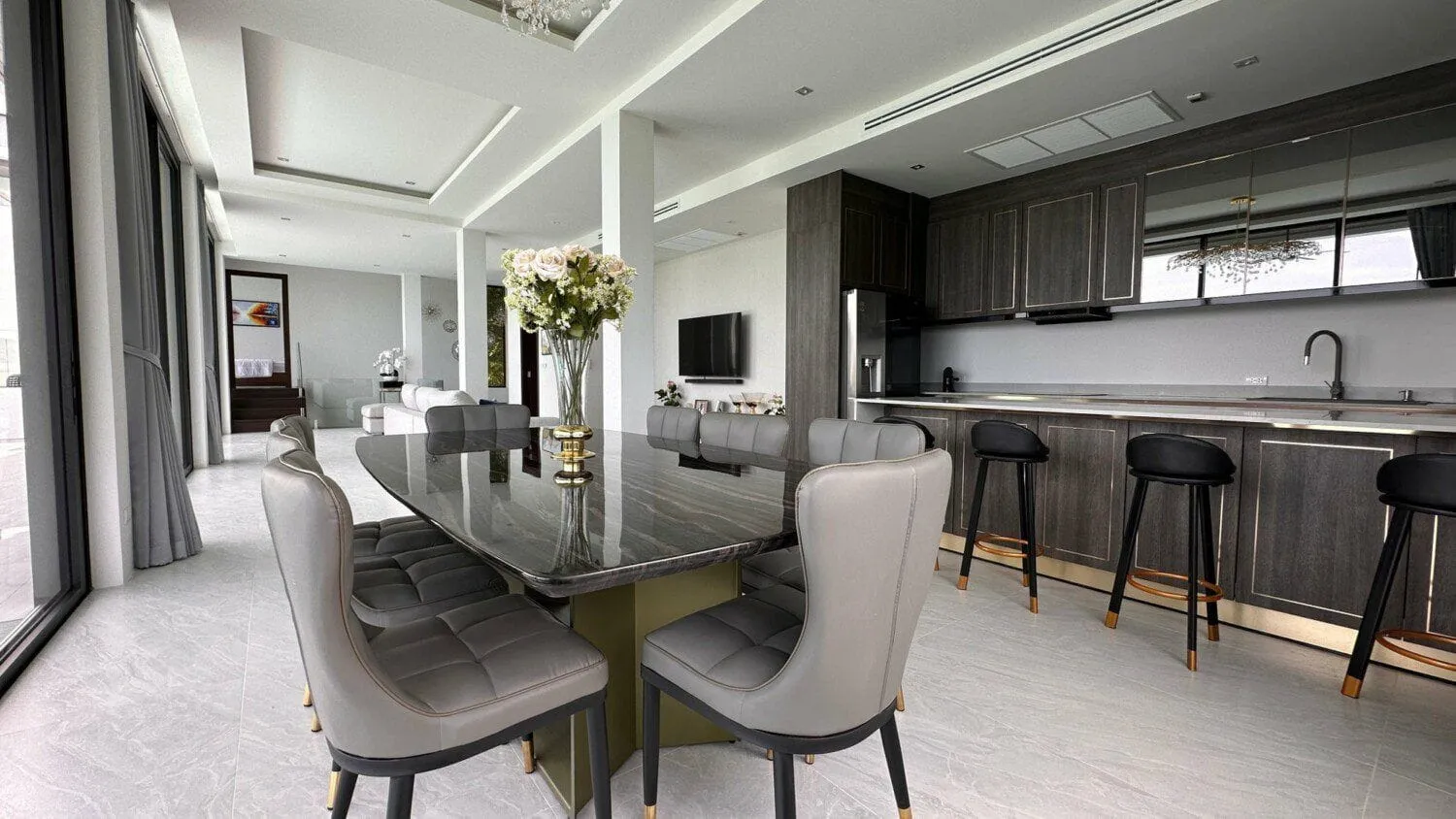 Luxury Sea View 4 bedroom with private pool villa in Layan — Thumbnail 9