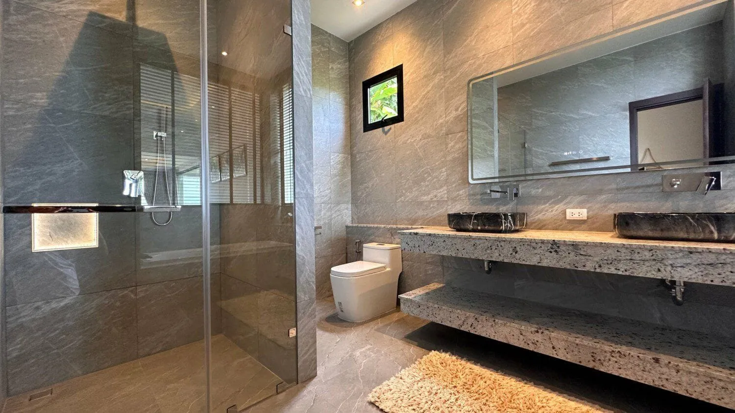 Luxury Sea View 4 bedroom with private pool villa in Layan — Thumbnail 21