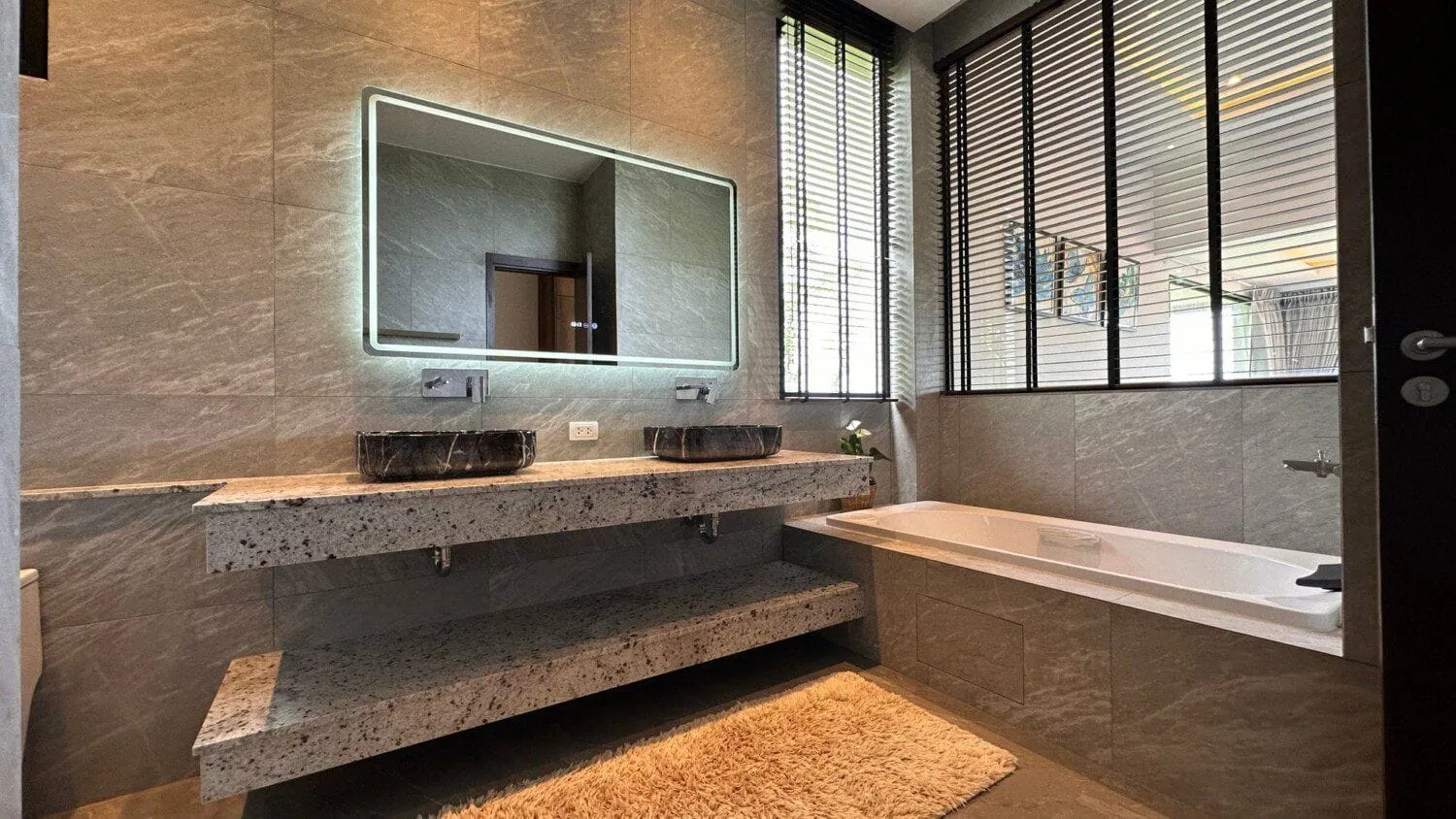 Luxury Sea View 4 bedroom with private pool villa in Layan — Thumbnail 22