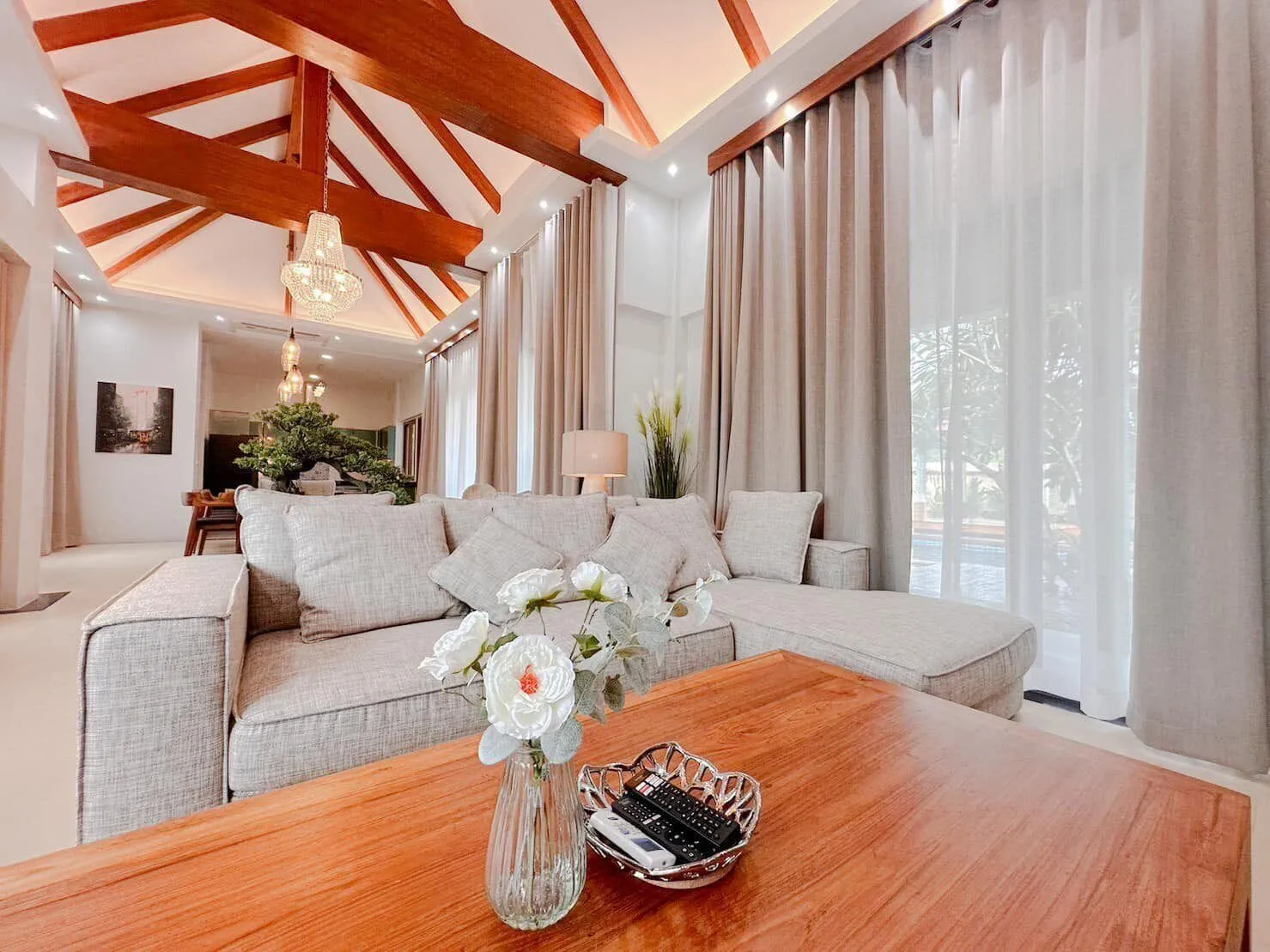 Stunning 4 Bedrooms Pool Villa For Rent , Cape Panwa, Phuket — Thumbnail 15