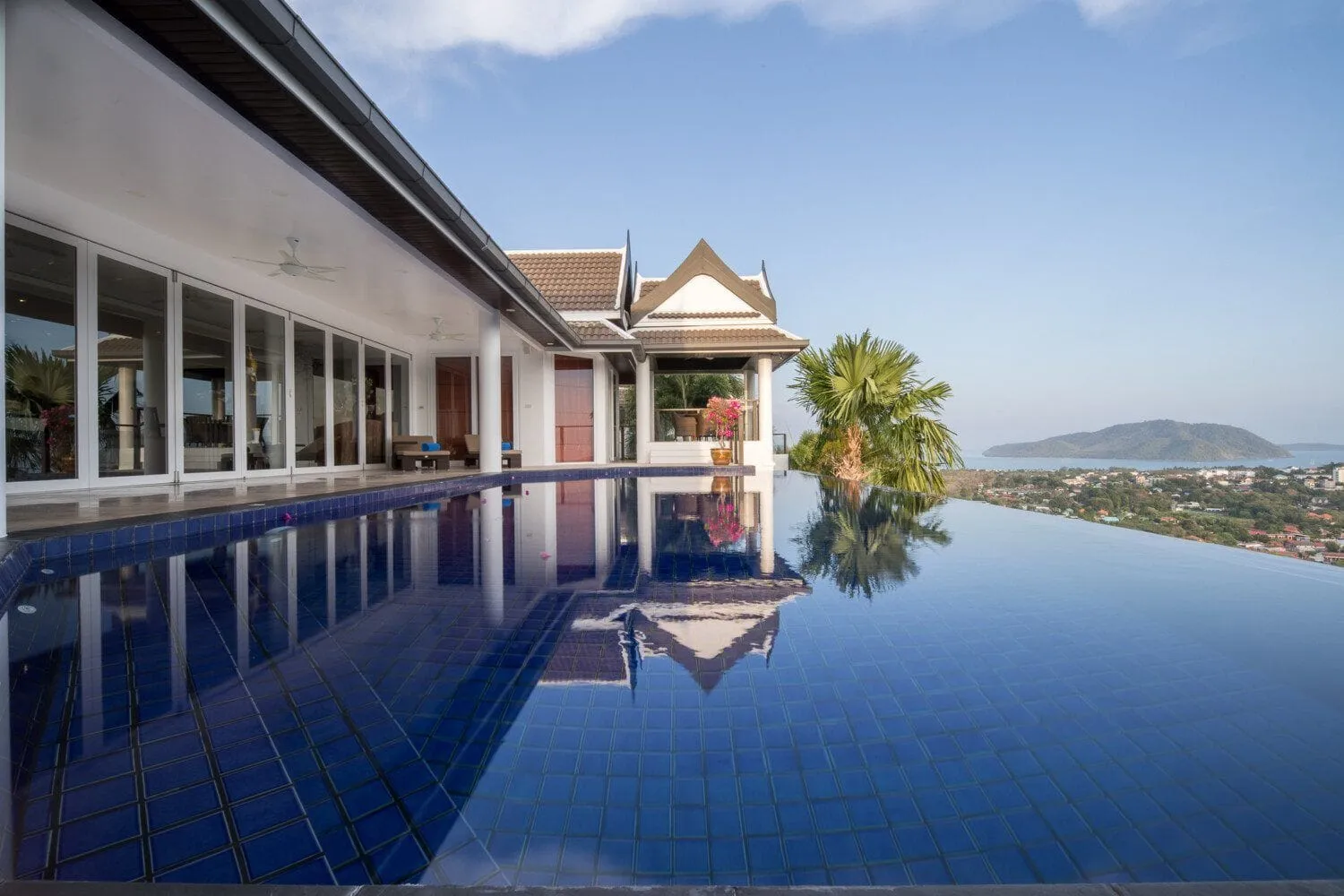 Baan Sawan 5 bedroom Sea view with private pool villa in Rawai — Thumbnail 13