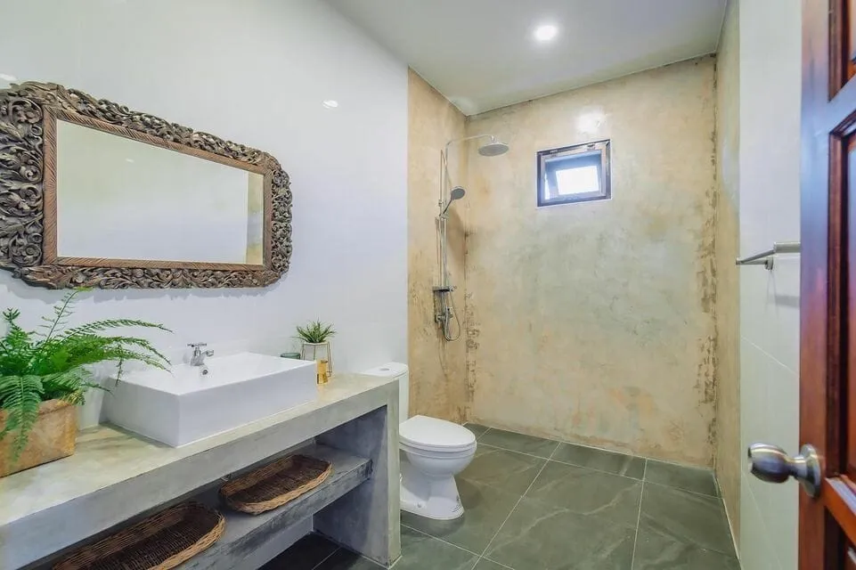 Private Pool Villa with 5 Bedrooms in Rawai Phuket — Thumbnail 5
