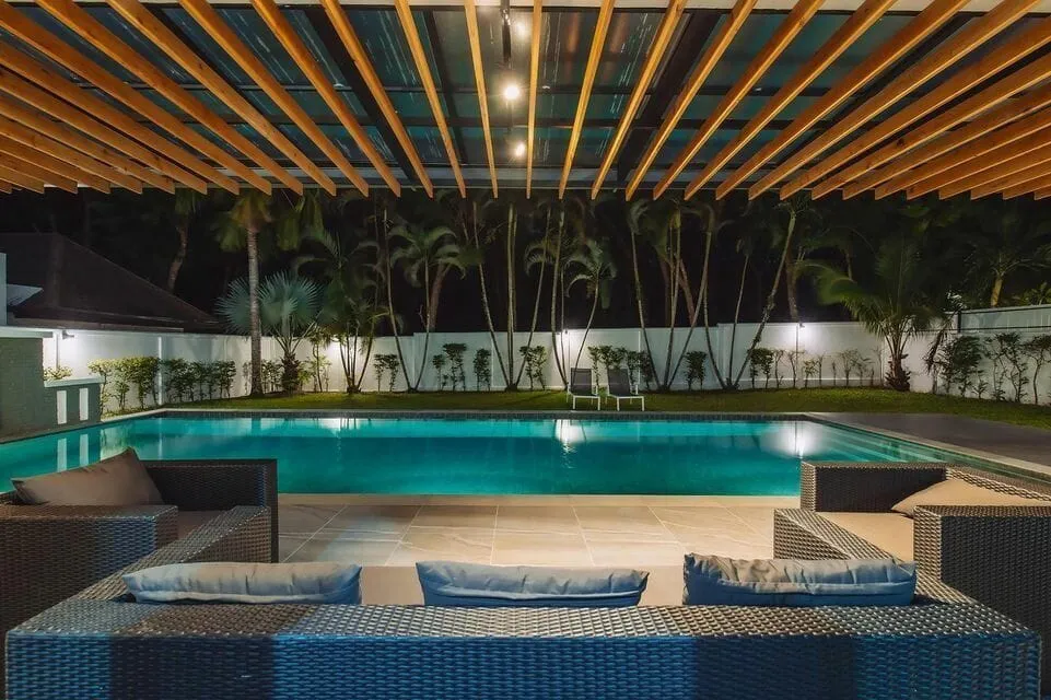 Private Pool Villa with 5 Bedrooms in Rawai Phuket — Thumbnail 11