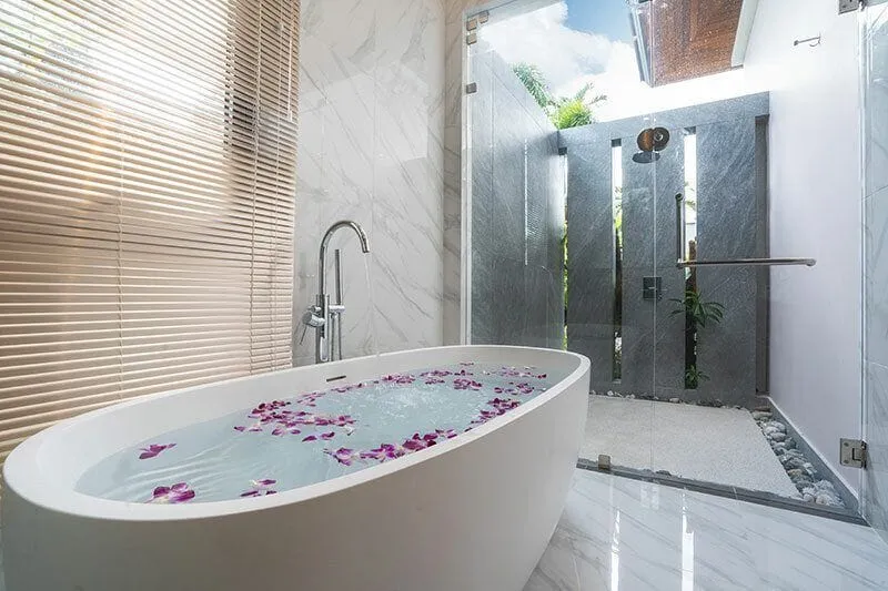 3 Bedrooms with Private Pool Villa For Sale in Choeng Thale Phuket — Thumbnail 4