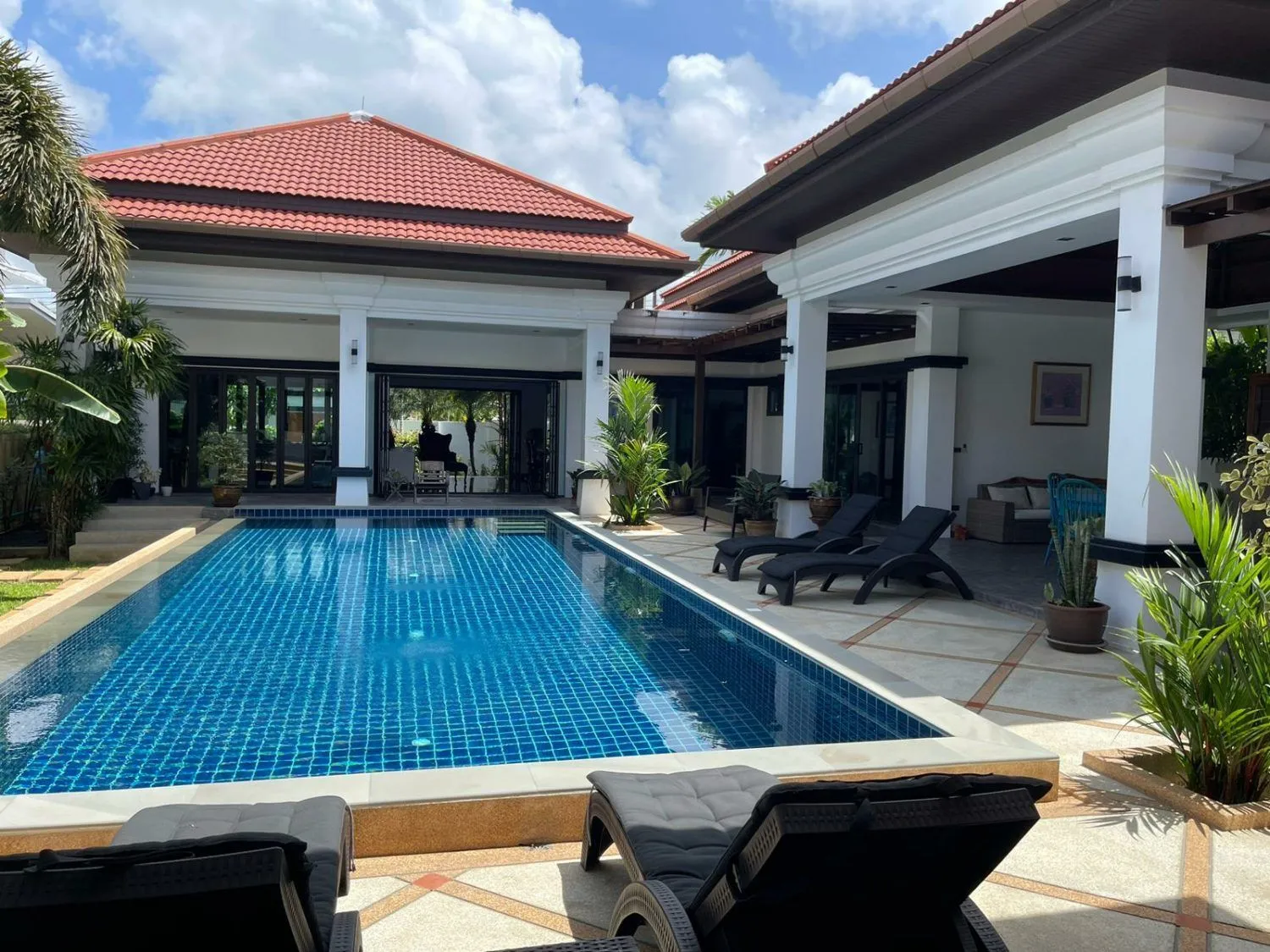Exclusive 4 bedroom villa for rent in Choeng Thale — Thumbnail 17