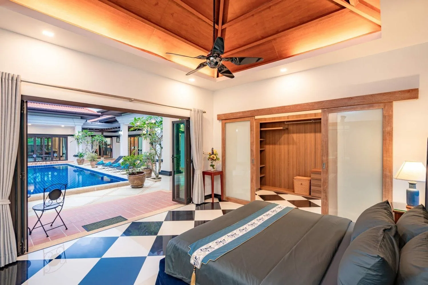 Luxury 4 bedroom villa for rent in Choeng Thale — Thumbnail 18