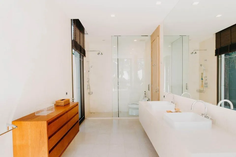 Penthouse Beach Frontage 3 bedroom for sale – in Maikhao, Phuket — Thumbnail 15