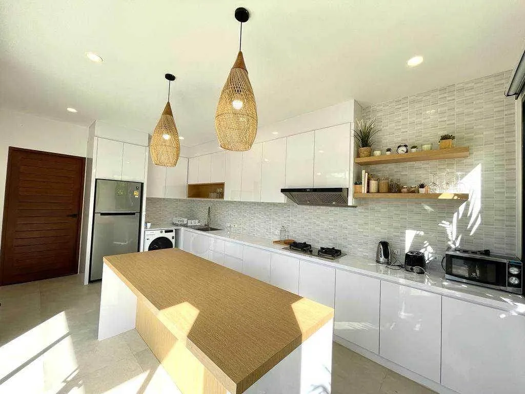 4Bedroom Modern Villa For Sale, Choeng Thale, Phuket — Thumbnail 4