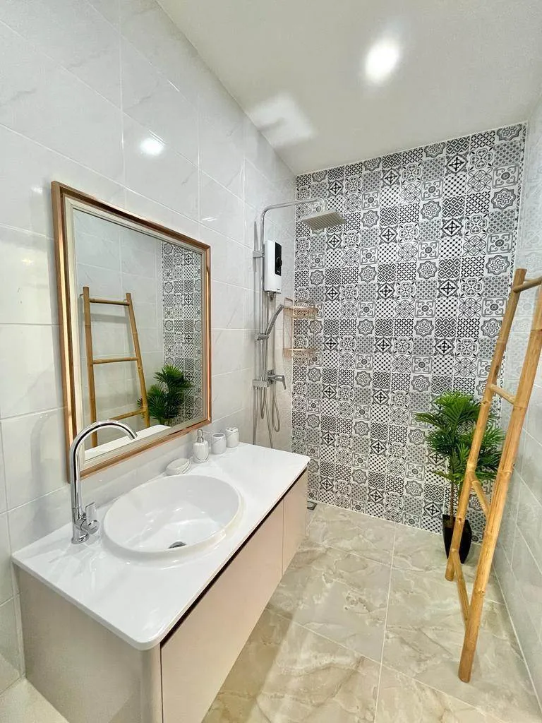 4Bedroom Modern Villa For Sale, Choeng Thale, Phuket — Thumbnail 8