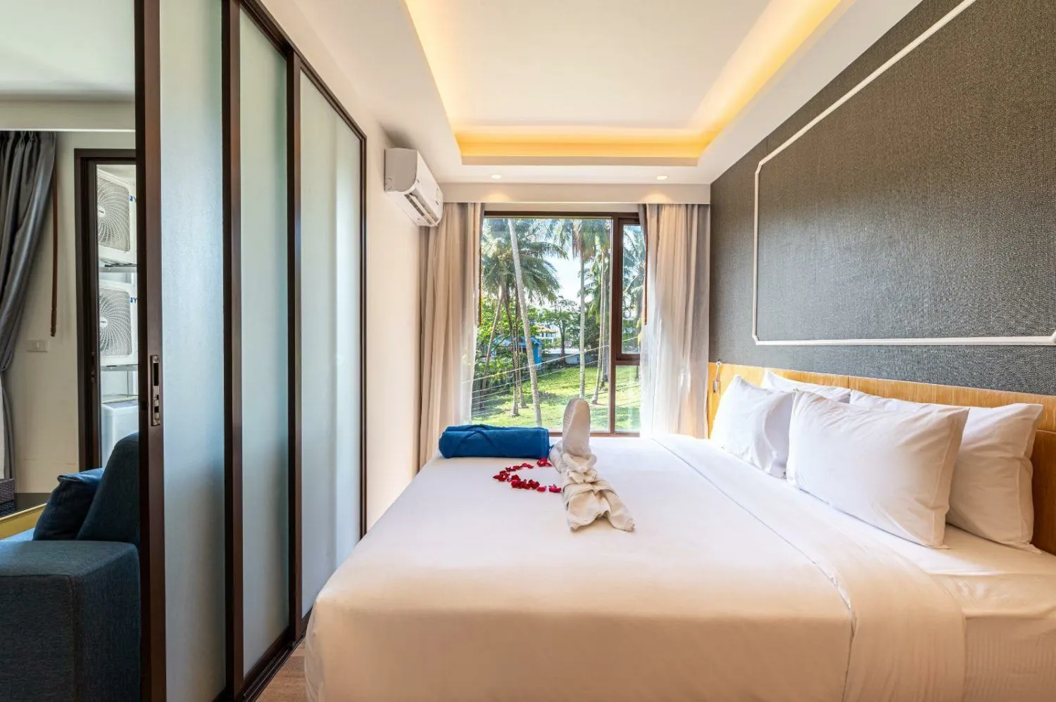 1 Bedroom 31 sqm. Condominium For Sale In Surin Beach Phuket — Thumbnail 10