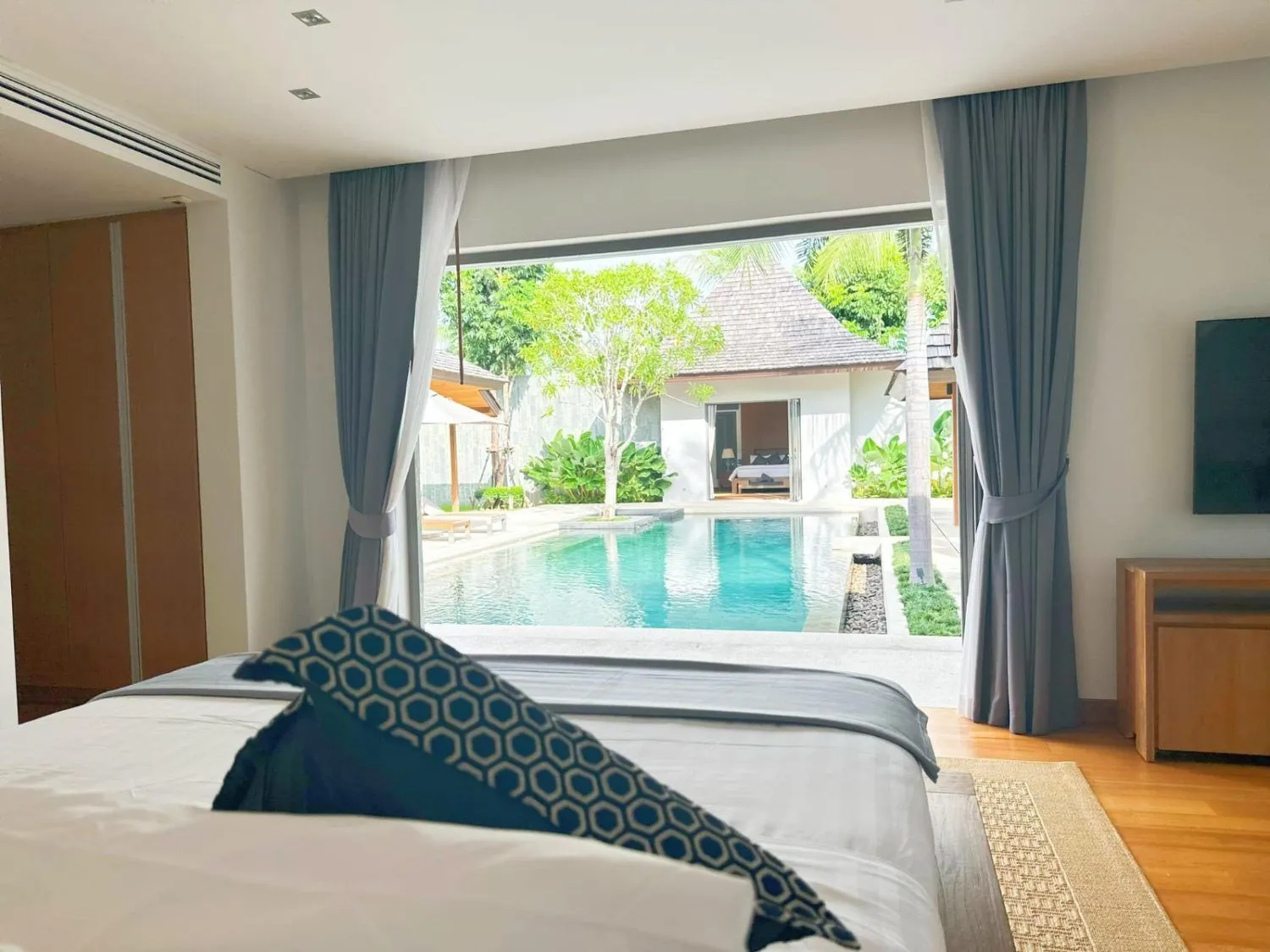 Anchan Grand Residence 4 Bedrooms 1105 Sqm. With Pool For Sale In Choeng Thale Phuket — Thumbnail 7