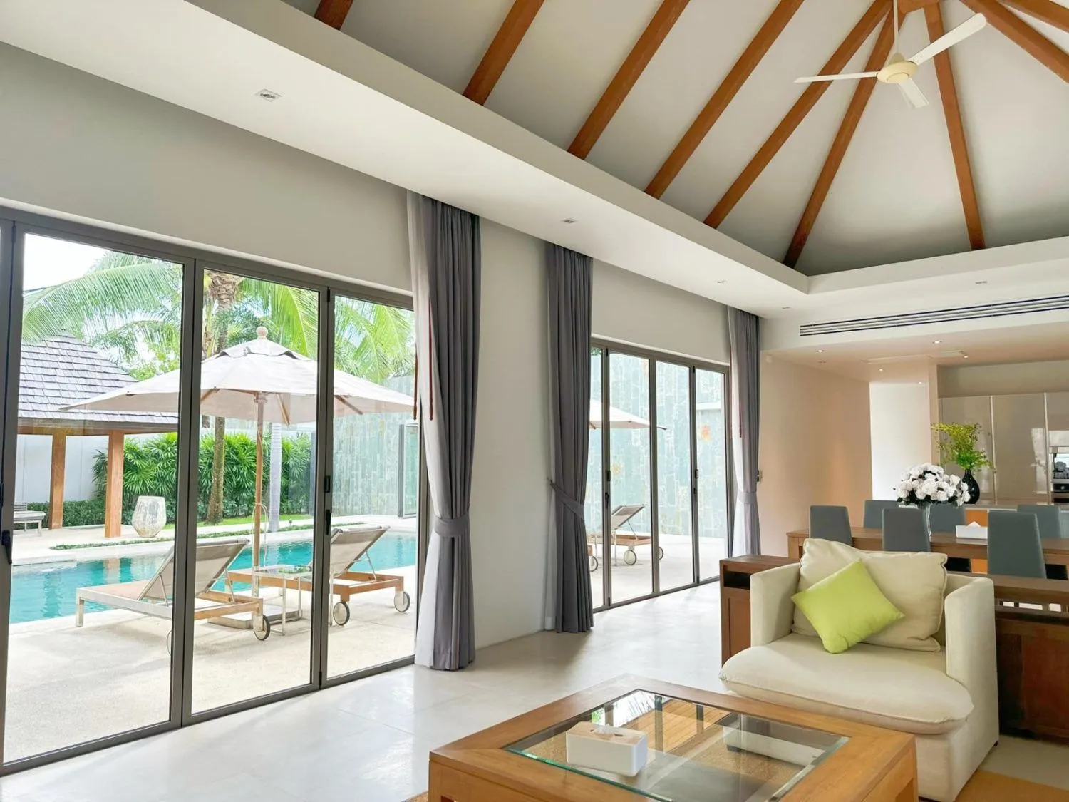 Anchan Grand Residence 4 Bedrooms 1105 Sqm. With Pool For Sale In Choeng Thale Phuket — Thumbnail 11