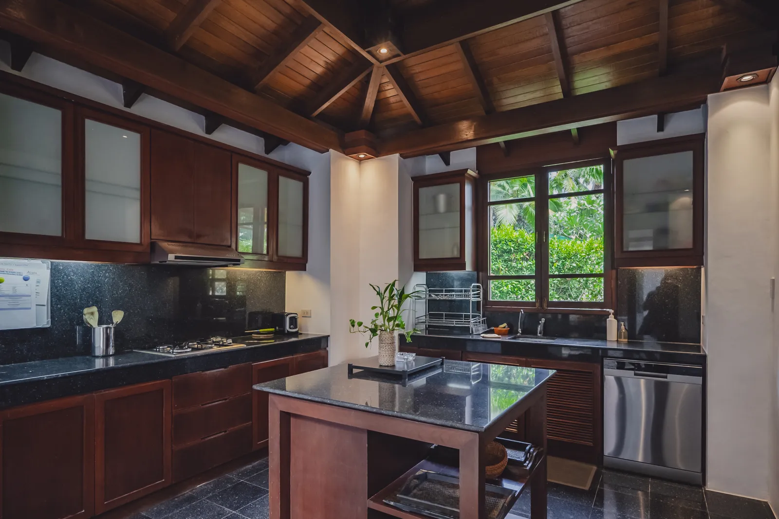 Ayara Surin | Luxury Seaview 3 bedroom villa for rent — Thumbnail 14