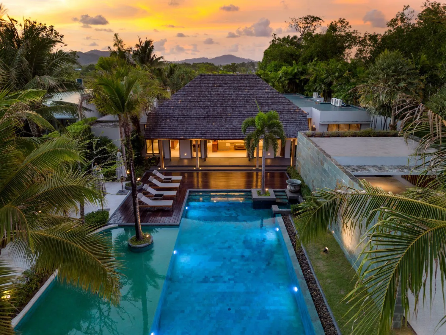 4 Bedrooms Villa 1537 sqm. With Private Pool For Sale In Choeng Thale Phuket — Thumbnail 17