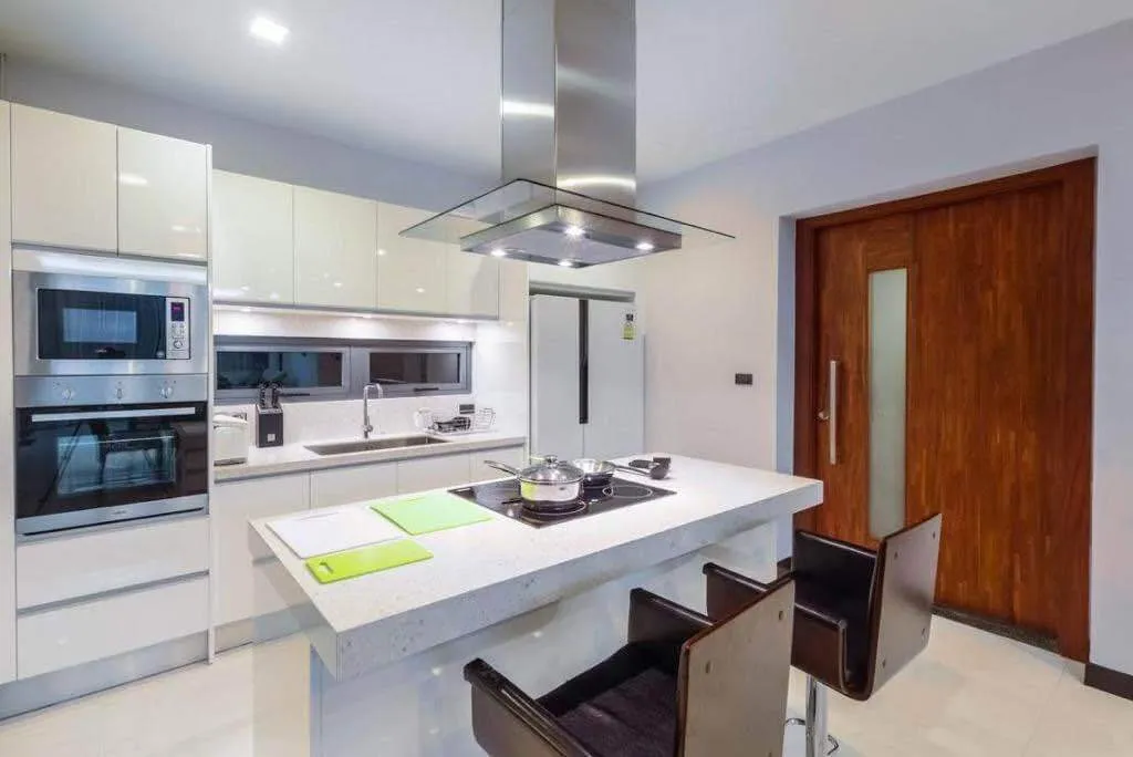 Seaview Aqua Villa – 3 bedrooms with private pool for rent in Rawai — Thumbnail 4
